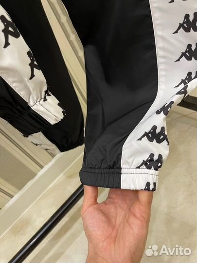 Спортивный костюм kappa