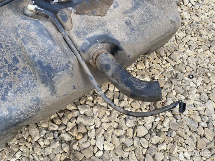 Бензобак Лада Гранта