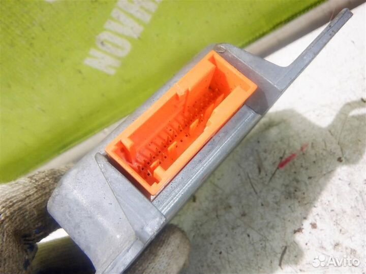 Блок управления AIR BAG Рено Кенгу Кангу