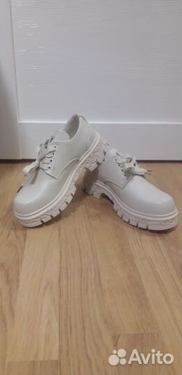 Полуботинки женские 37 размер