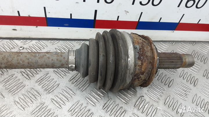 Привод задний левый на Mercedes Benz Vito W639