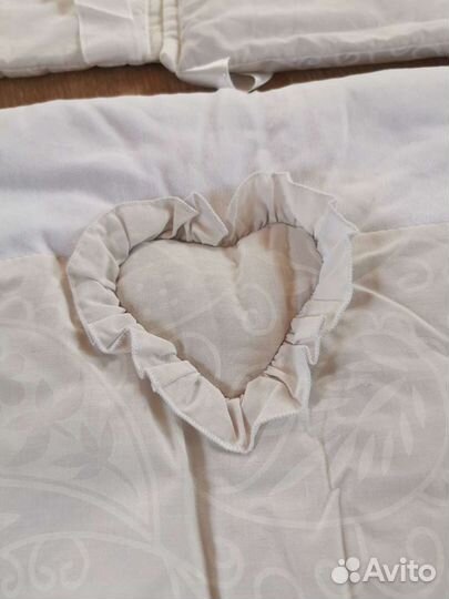 Нежный балдахин с бортиками для детской кроватки