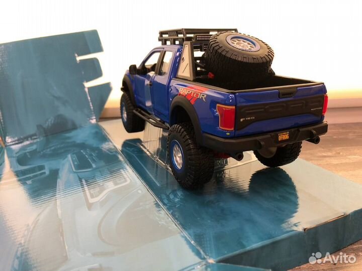 Maisto Design 1:24 - Ford F-150 Raptor 2017 Синий