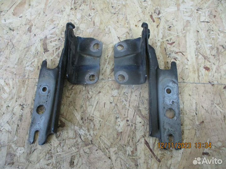 Петля капота Форд Рейнджер Мазда бт-50