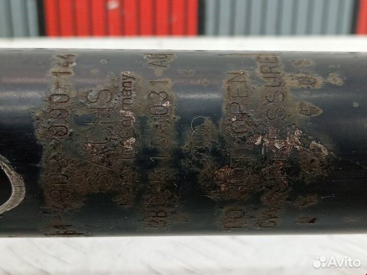 Стойка для Volkswagen Passat 5 GP