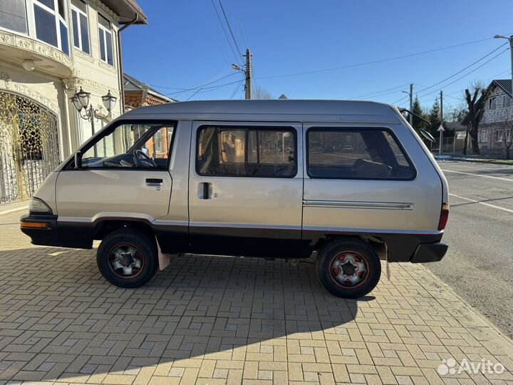 Toyota MasterAce 2.0 AT, 1989, 208 000 км