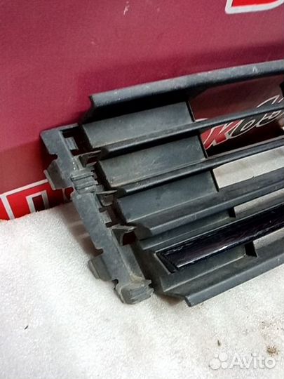 Решетка бампера Volkswagen Polo