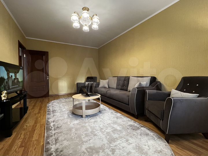 2-к. квартира, 86 м², 5/7 эт.