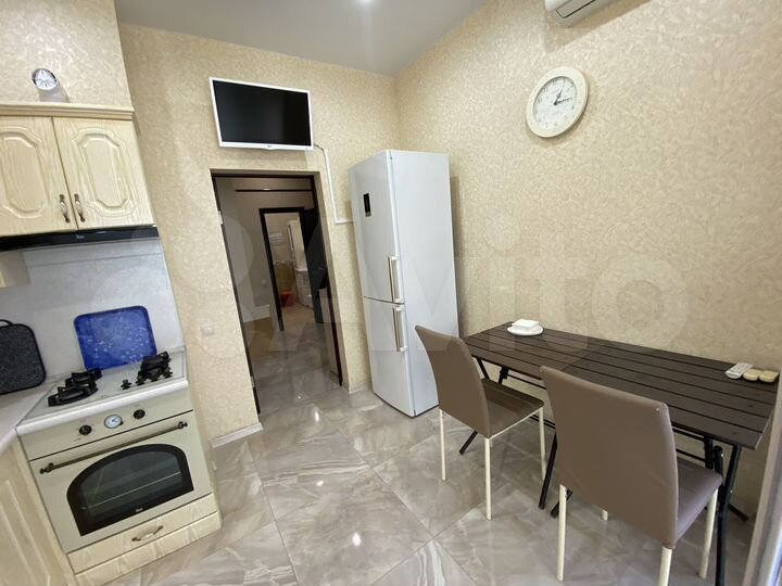 2-к. квартира, 45 м², 3/10 эт.