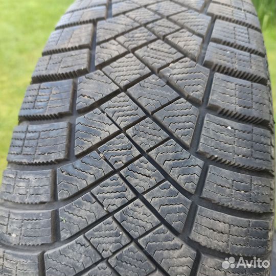 Pirelli Ice Zero FR 205/60 R16 96