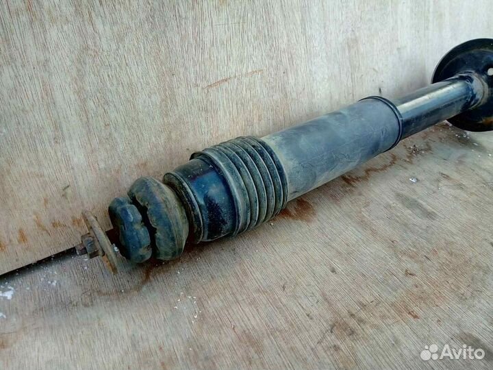 KIA opirus с 2003г. - Амортизатор задний Б/У