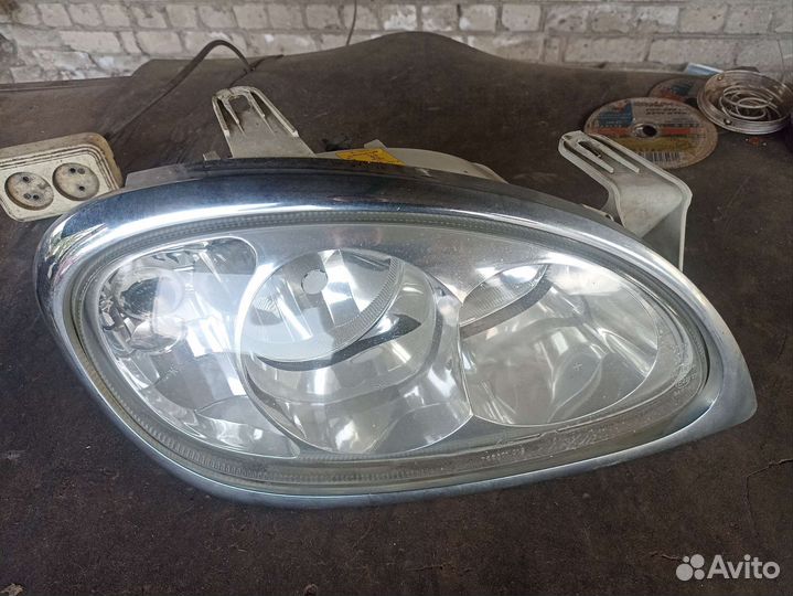 Фара передняя левая, волга 31105