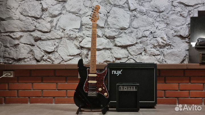 Электрогитара с комбиком + аксессуар