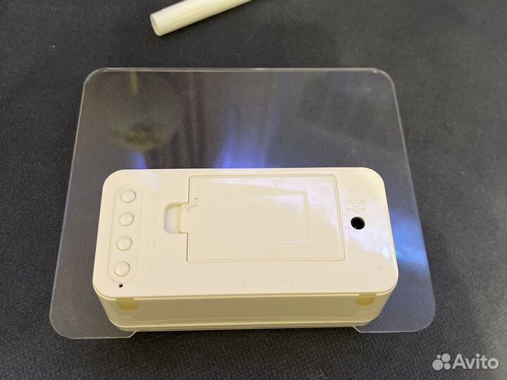 Сенсорный галографический будильник