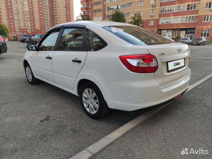 LADA Granta 1.6 МТ, 2018, 42 000 км