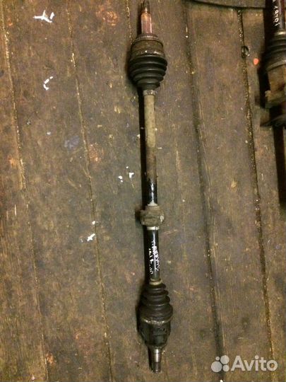 Полуось привод правый Под МКПП Тойота Авенсис 2006