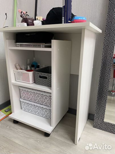 Этажерка на колесиках. 2 вида
