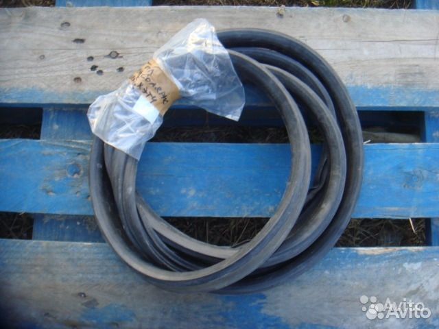 Хюндай Солярис уплотнитель багажника 11-17