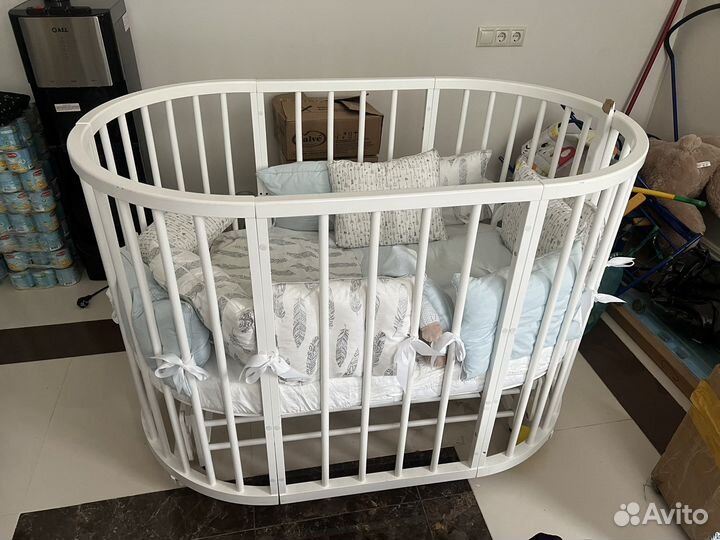 Детская кроватка трансформер с маятником круглая