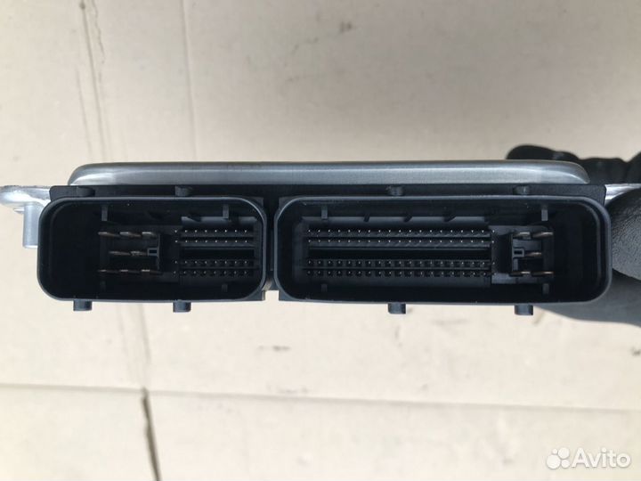 Блок управления двигателем на Audi A6 C5 2.5 TDI