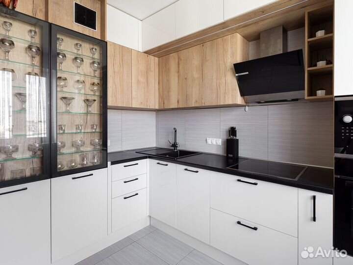 Кухня с доставкой под потолок Угловая