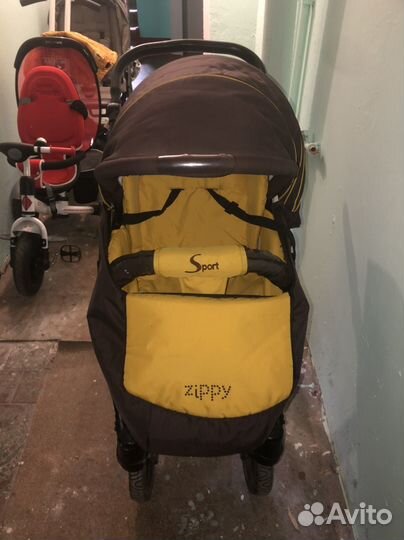 Прогулочная коляска Zippy Sport