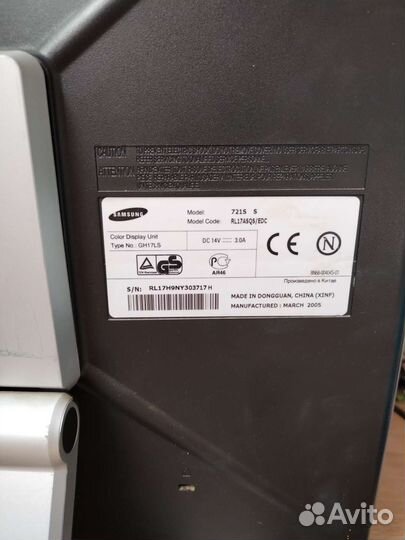 Монитор Samsung