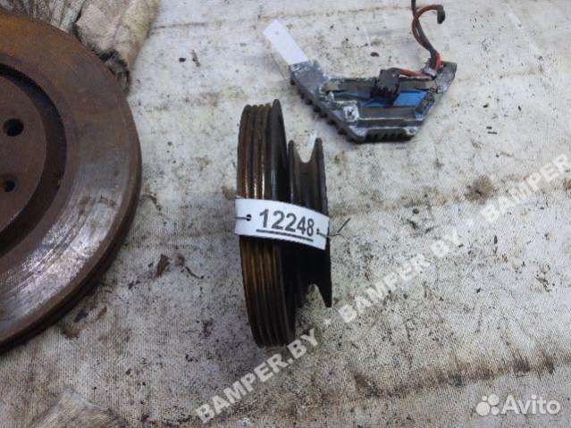 Шкив помпы Mitsubishi Lancer