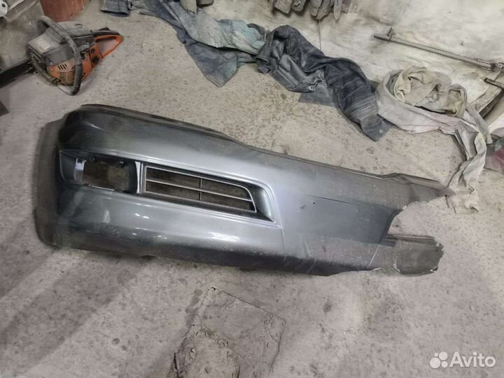 Бампер передний на lexus GX 470 правая сторона