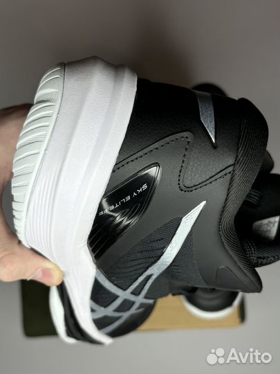 Водейбольные кроссовки Asics sky elite ff 3 MT