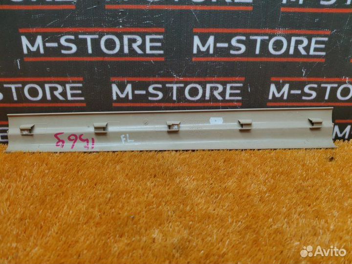 Накладка на порог салона передняя левая Bmw