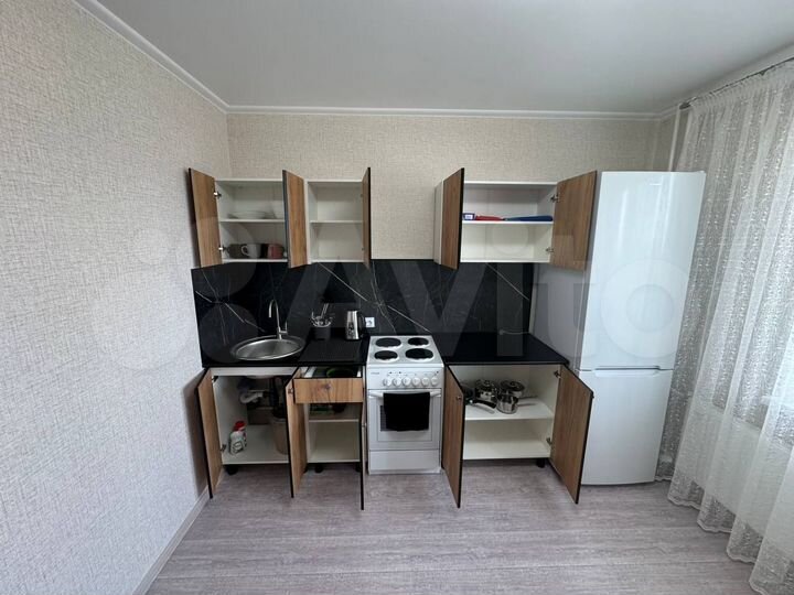 2-к. квартира, 54 м², 7/16 эт.