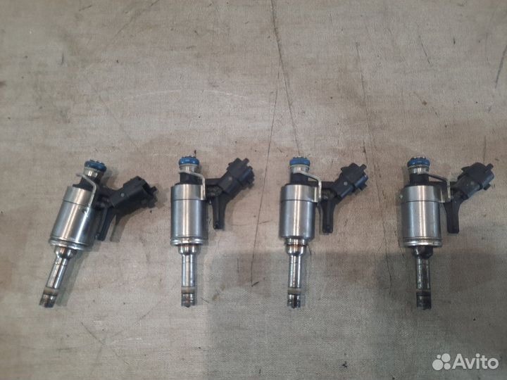 Форсунка топливная Bmw 116 F20 N13B16 2013