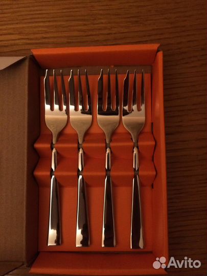 Набор столовых приборов