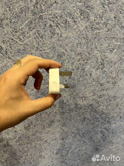 Зарядный блок iPhone