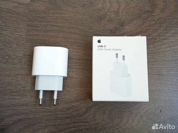 Apple USB-C адаптер