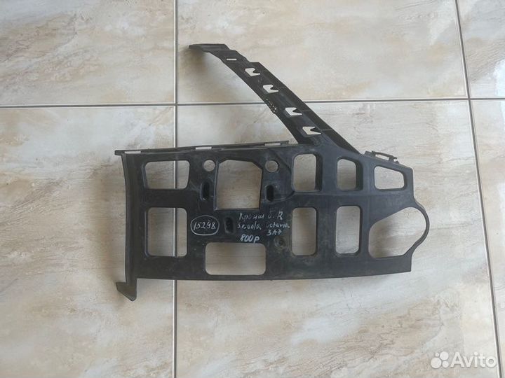 Кронштейн бампера правый Skoda Octavia 3 A5