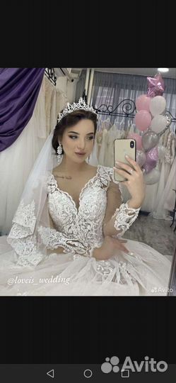 Свадебное платье