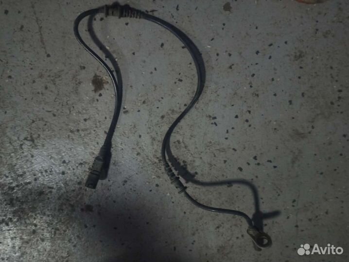 Датчик ABS передний Mercedes-benz W211 E211