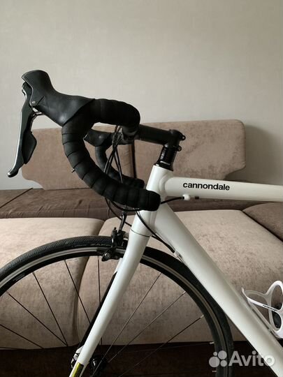 Шоссейный велосипед Cannondale