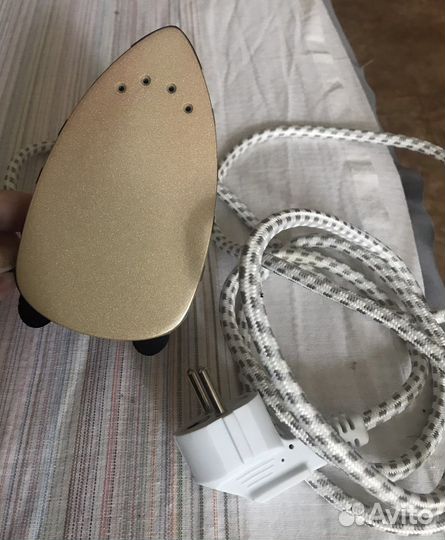 Утюг дорожный, для тех кто заним., лоскут.,шитьем