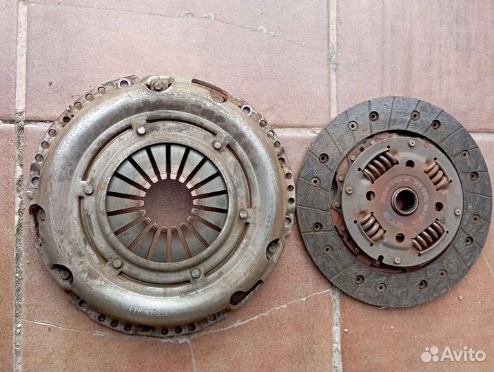 VW Caddy 2.0 sdi Комплект сцепления