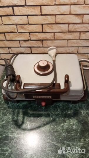 Электровафельница - гриль СССР Элис-402