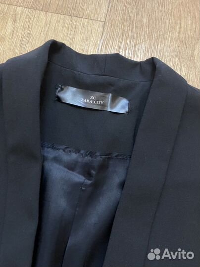 Жилет Zara