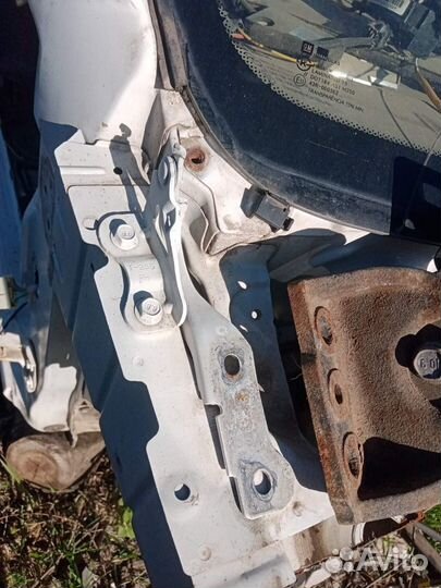Петля капота Chevrolet Aveo Т250