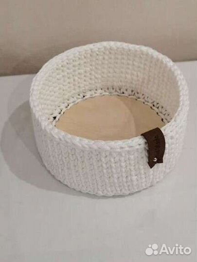 Корзина вязаная