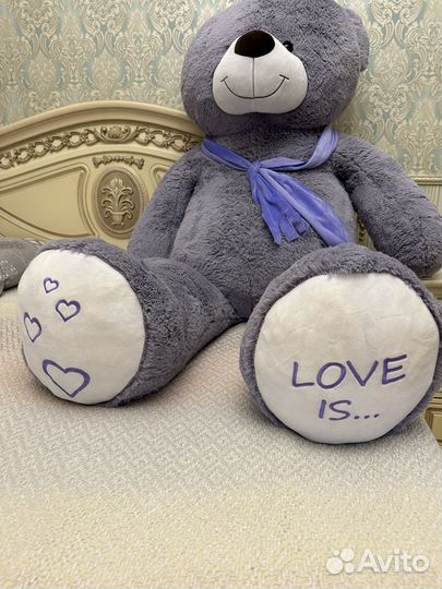 Плюшевый медведь