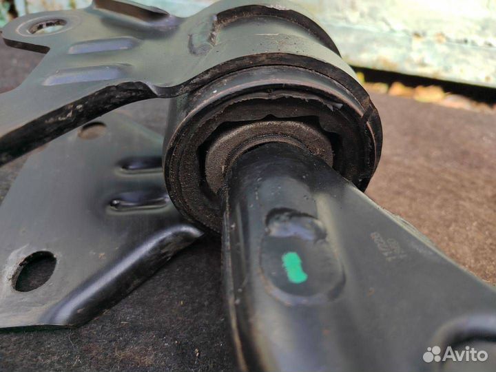 Рычаг передний правый Mazda 3 BL рест. 2013