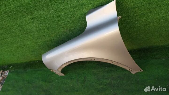 Крыло переднее левое Volvo Xc90 B5254T2 2004