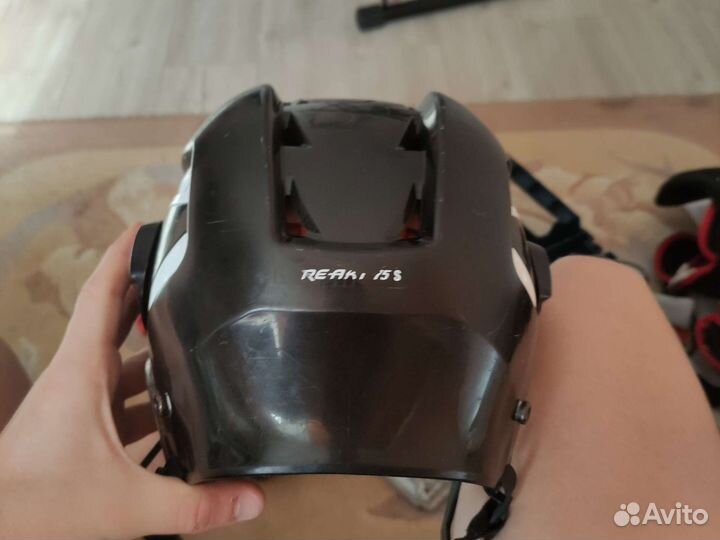Хоккейный шлем bauer reakt 75s